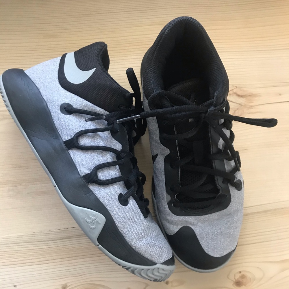 Nike KD youth basketball shoes 🏀